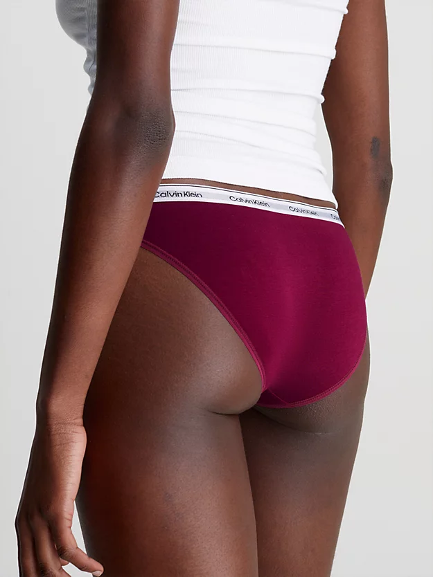 Conjunto com 3 calcinhas de biquíni de cintura baixa
