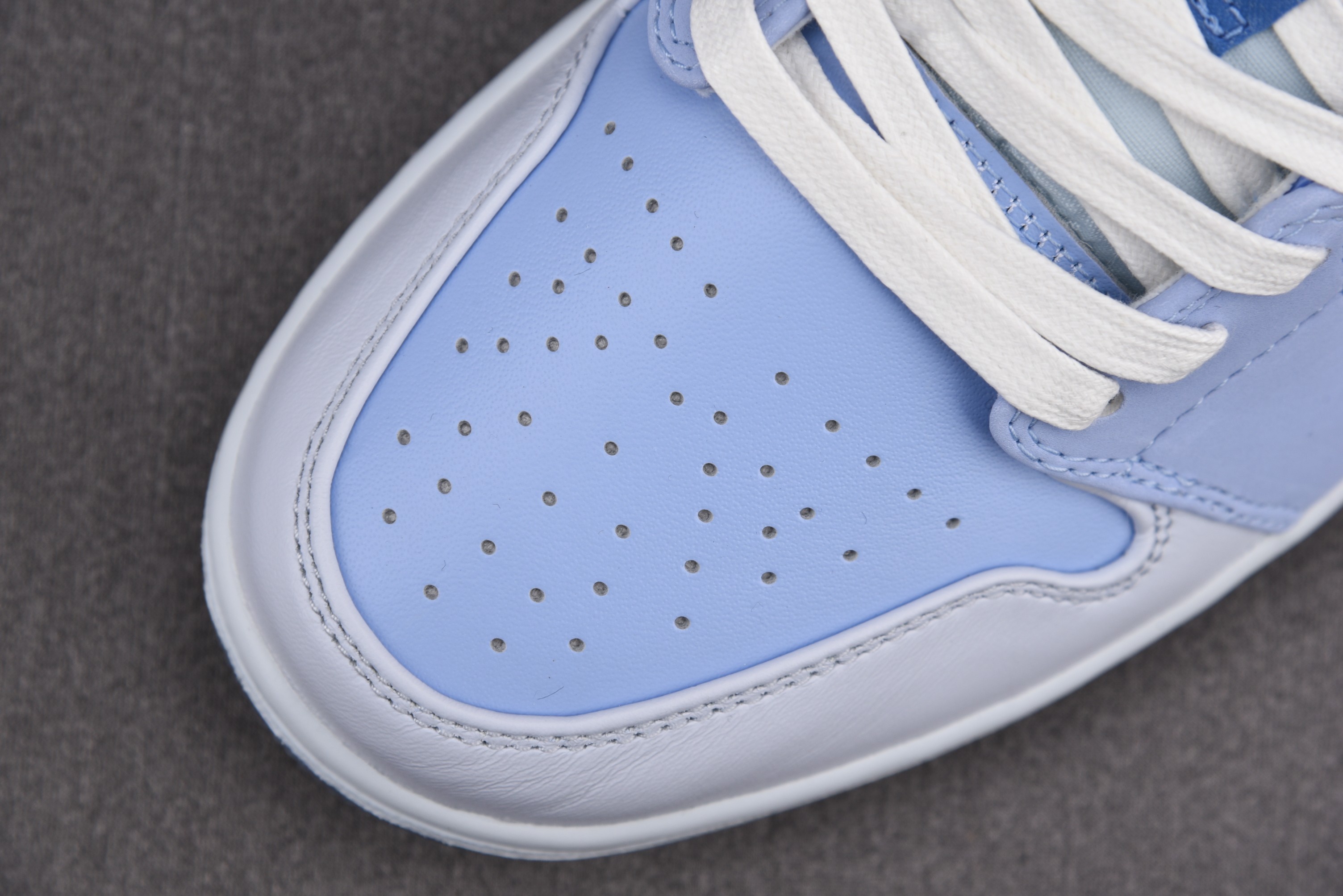 Jordan 1 Low SE Mighty Swooshers