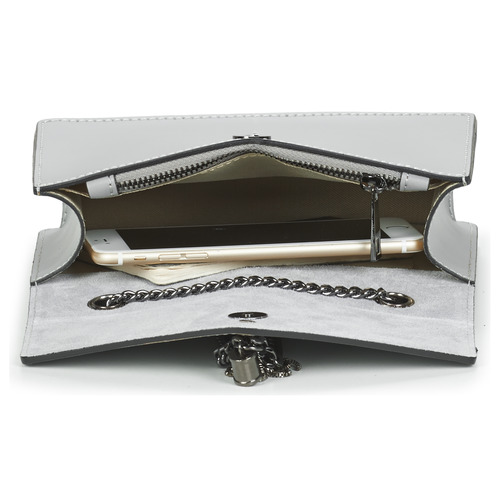 Betty London -  - Gris