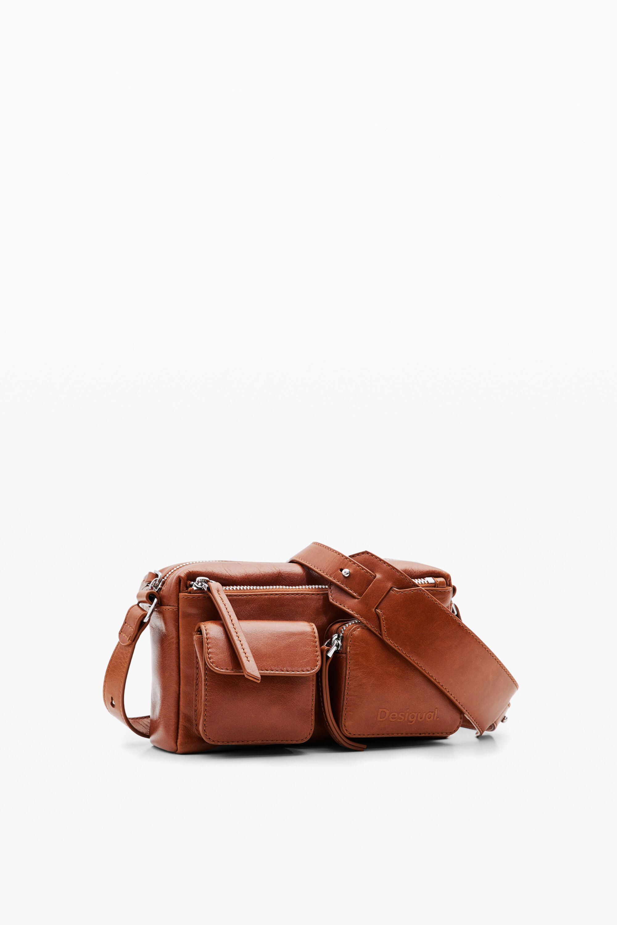 Bolsa de ombro em couro com bolsos