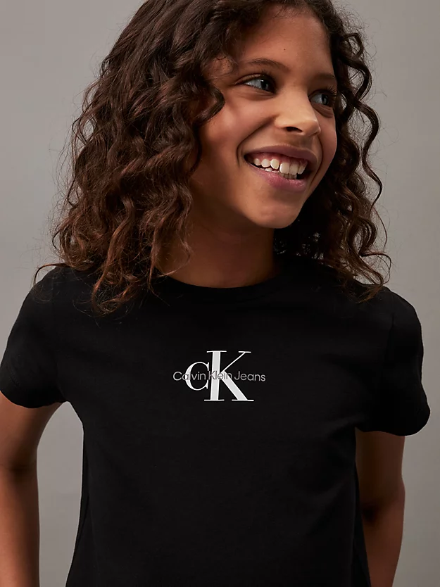 Camiseta slim fit com logo