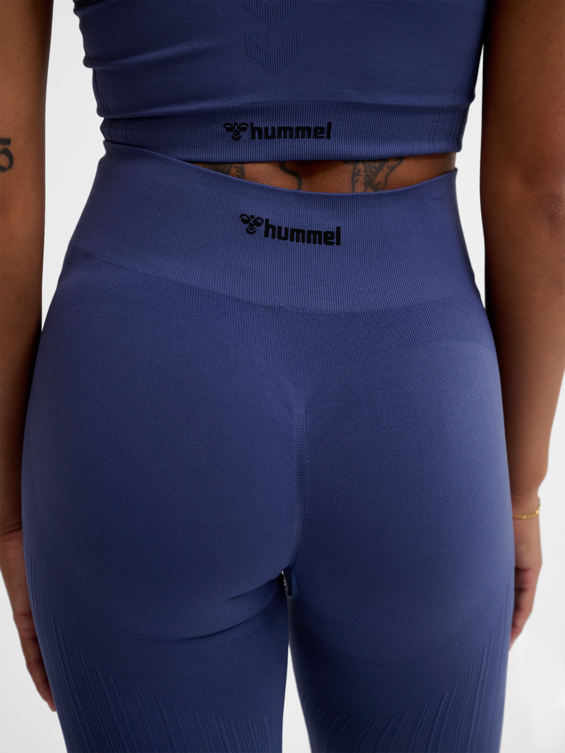 hmlMT DEFINE SEAML SCRUNCH TIGHTS