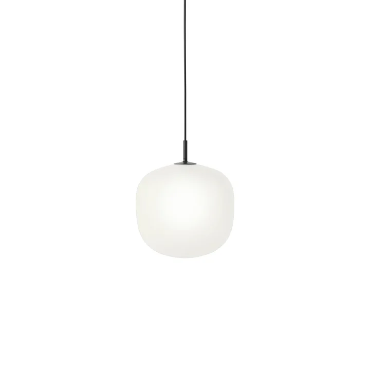 Muuto - Rime Pendelleuchte Ø 25 cm, opal / schwarz