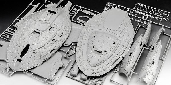 Revell - U.S.S. Voyager Modelrumskib - 1:670 - Level 4 - 04992