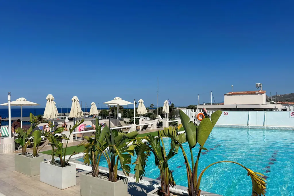Kosta Palace Hotel Logies - Hotel