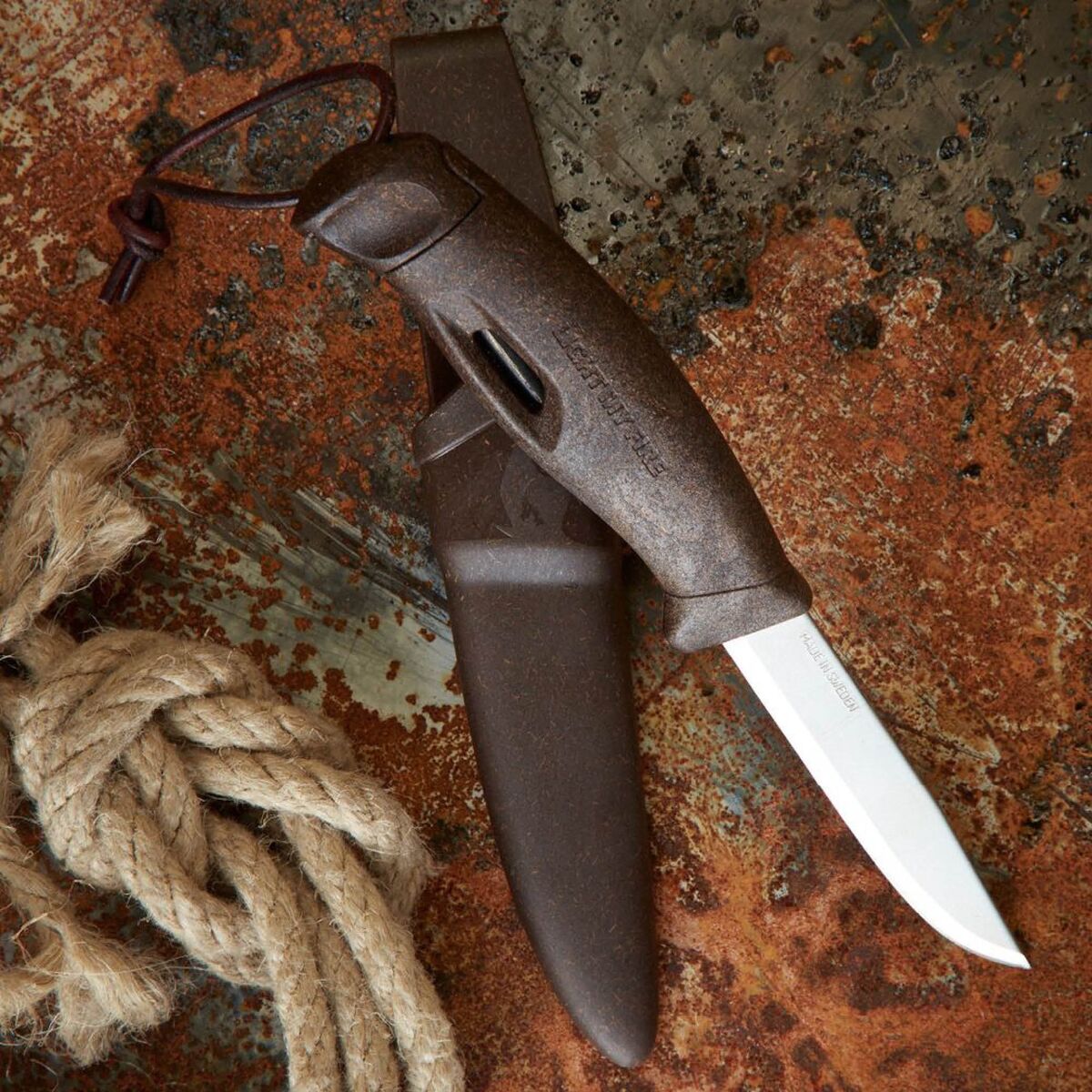 Svensk FireKnife 2-i-1, cocoshell
