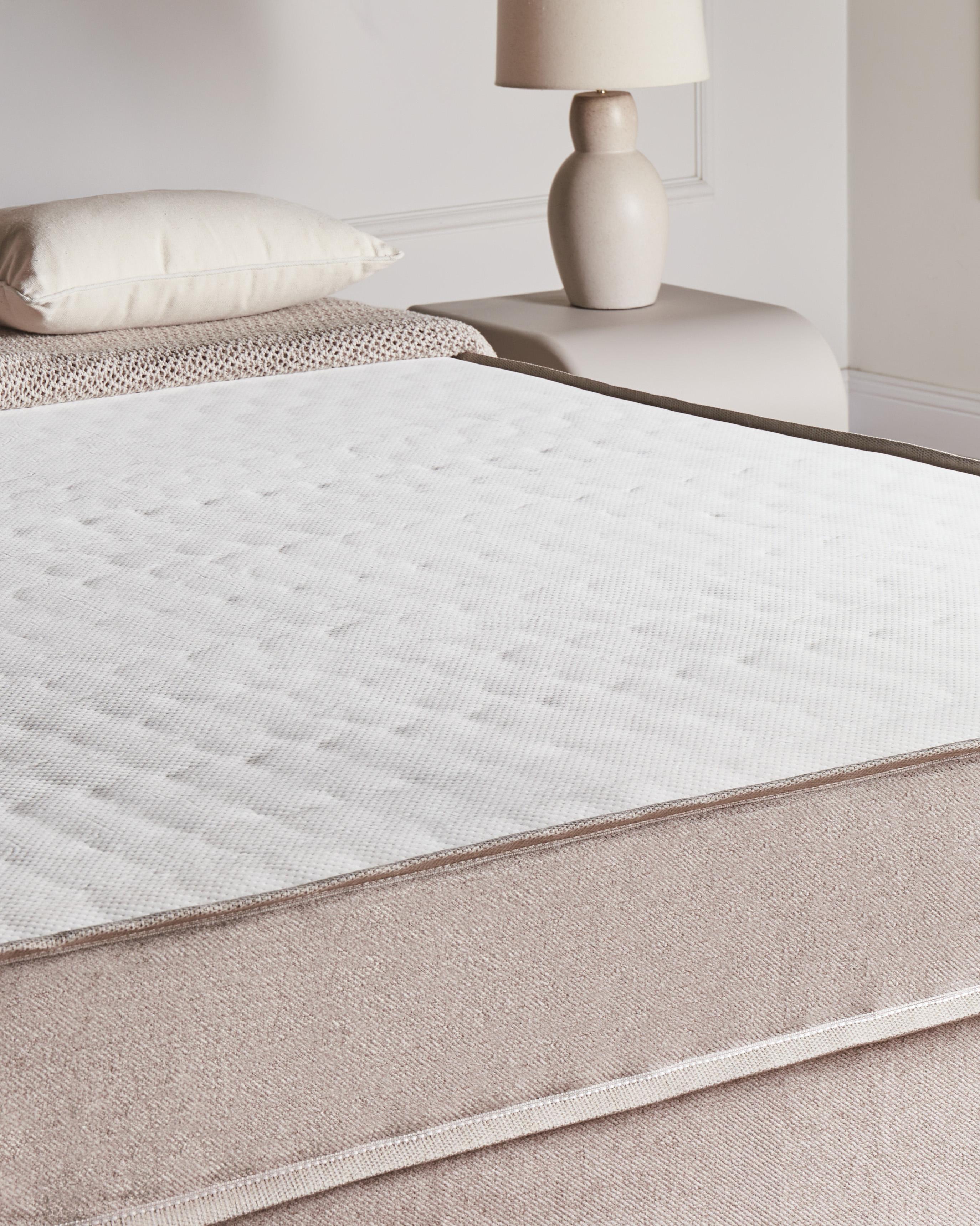 Boxspring zonder hoofdbord Stof COUNTESS 180 x 200 cm Beige