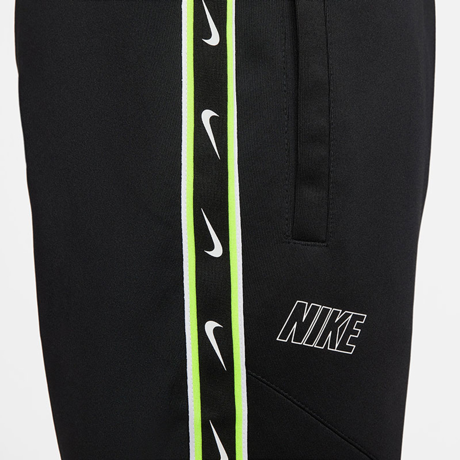 Nike Sportswear Repeat Trainingspak