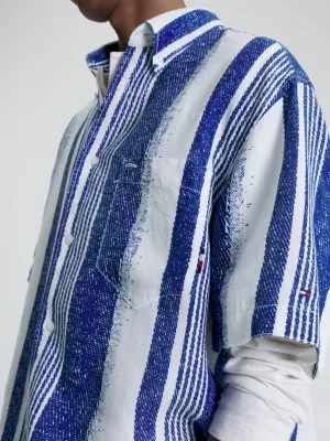 Camisa de linho de manga curta com listras