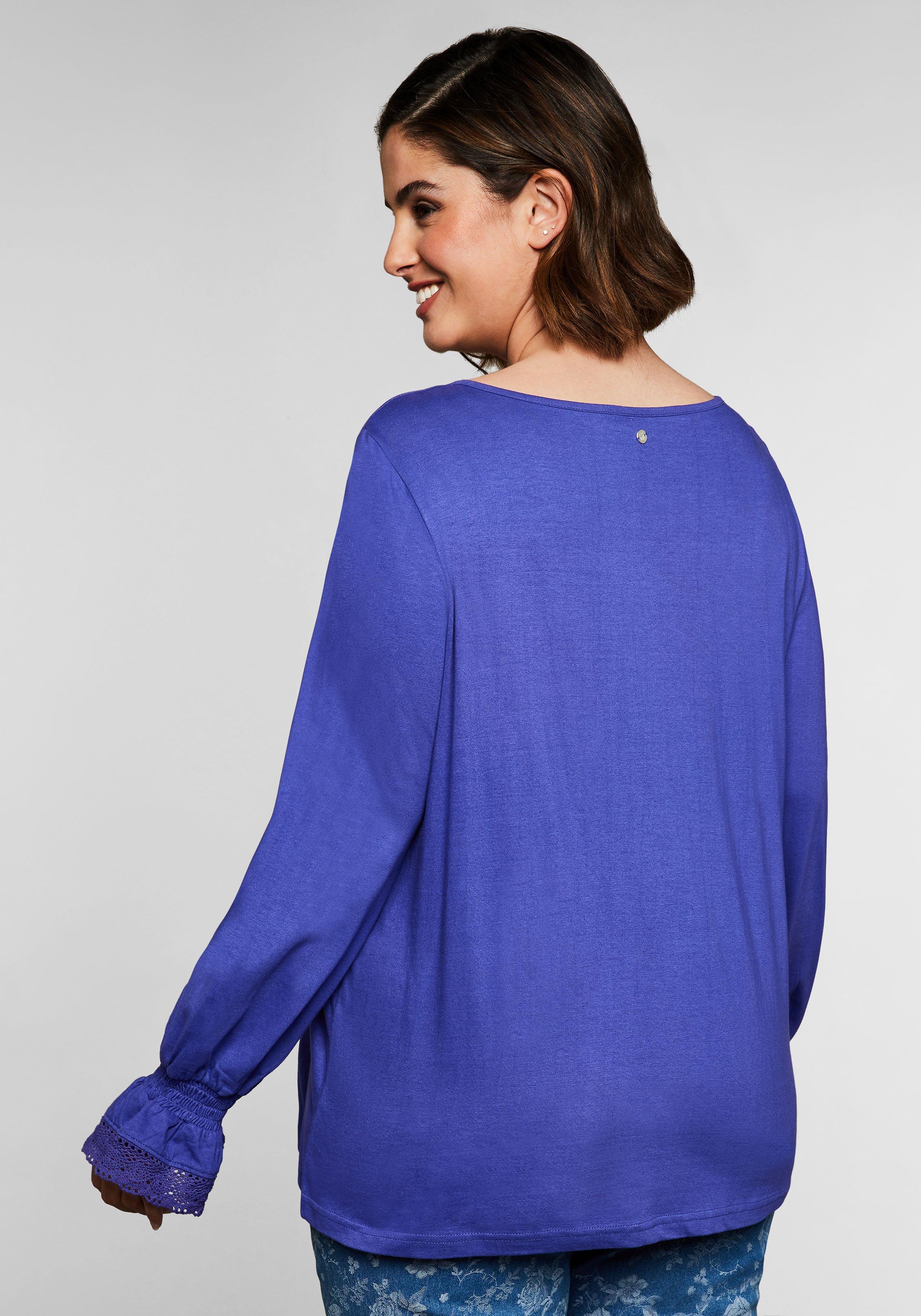 Langarmshirt mit Spitze am Ärmelsaum