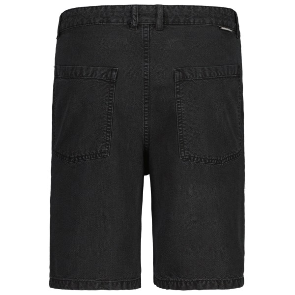 Maloja - LucM. - Short