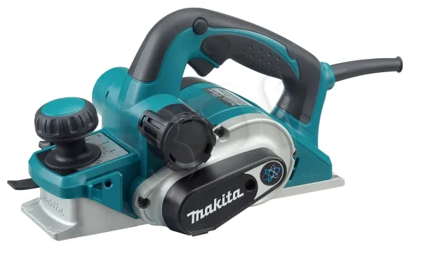 MAKITA høvl 1050W 82mm KP0810C