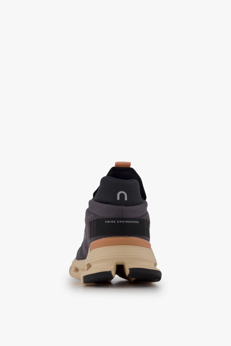 ON Cloudnova Damen Sneaker