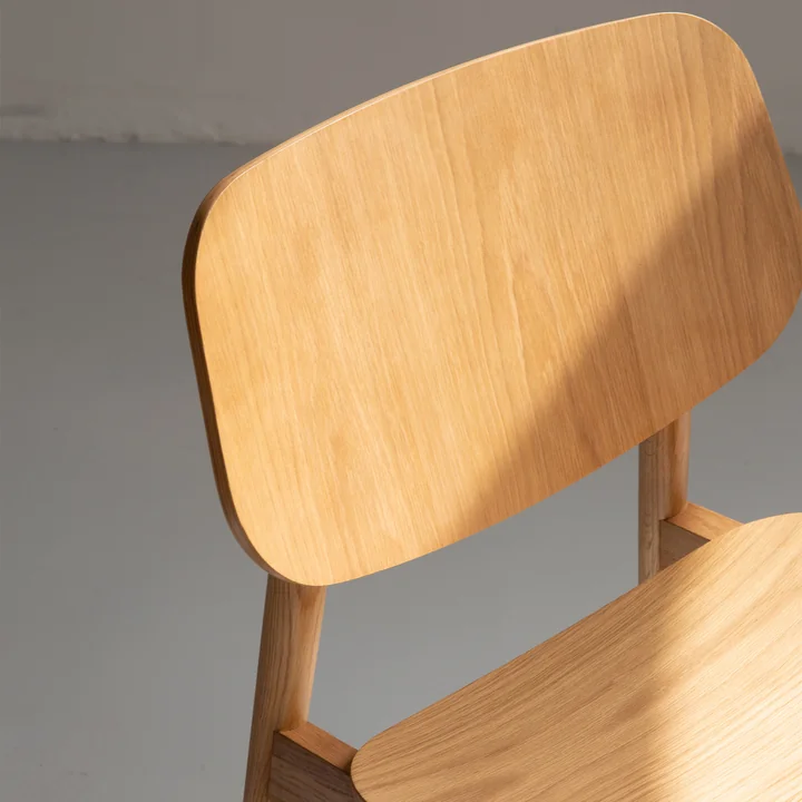 Studio Zondag - Baas Dining Chair Solid and Veneer, Nussbaum geölt