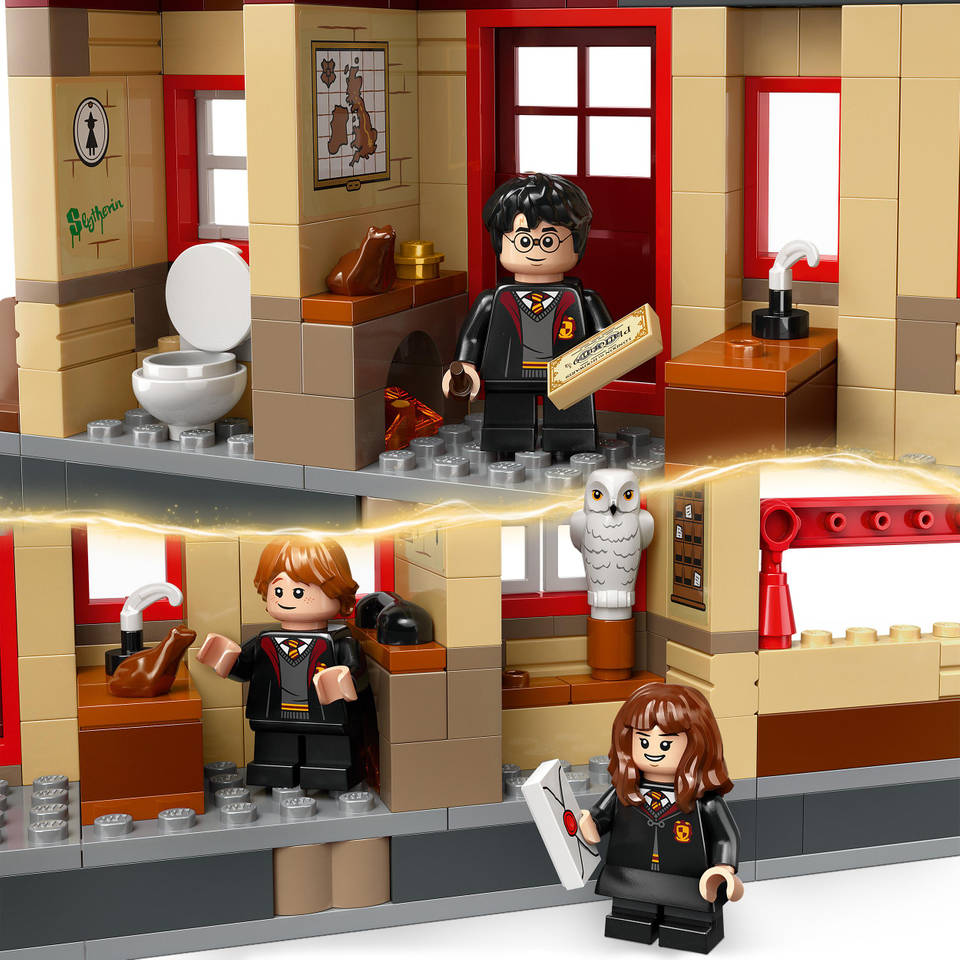LEGO Harry Potter Zweinstein Express en station Zweinsveld 76423