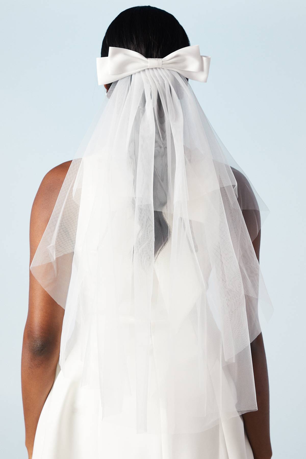 Coast Voile de Mariée Mini avec Nœud en Satin