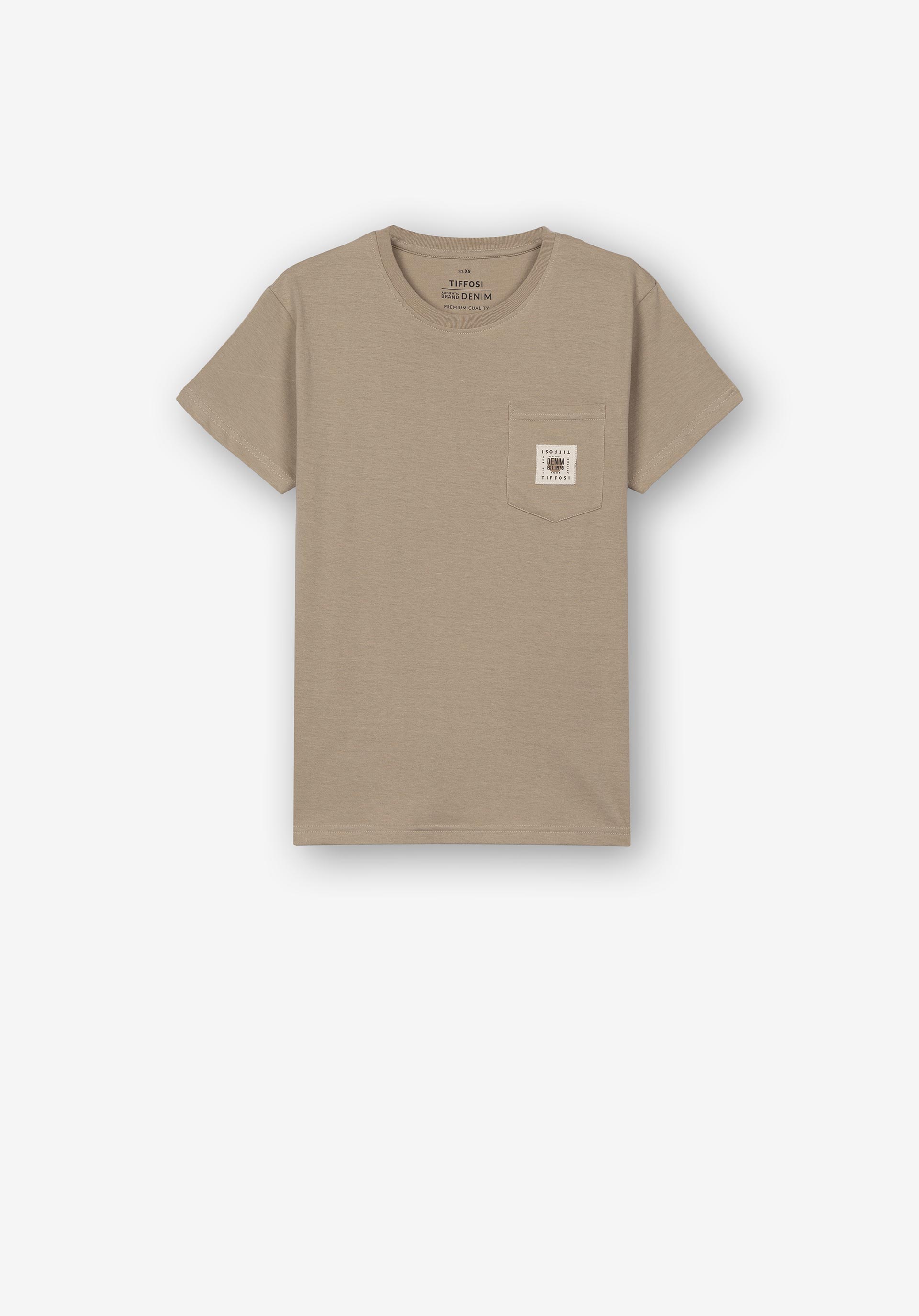 T-shirt com Bolso Frontal