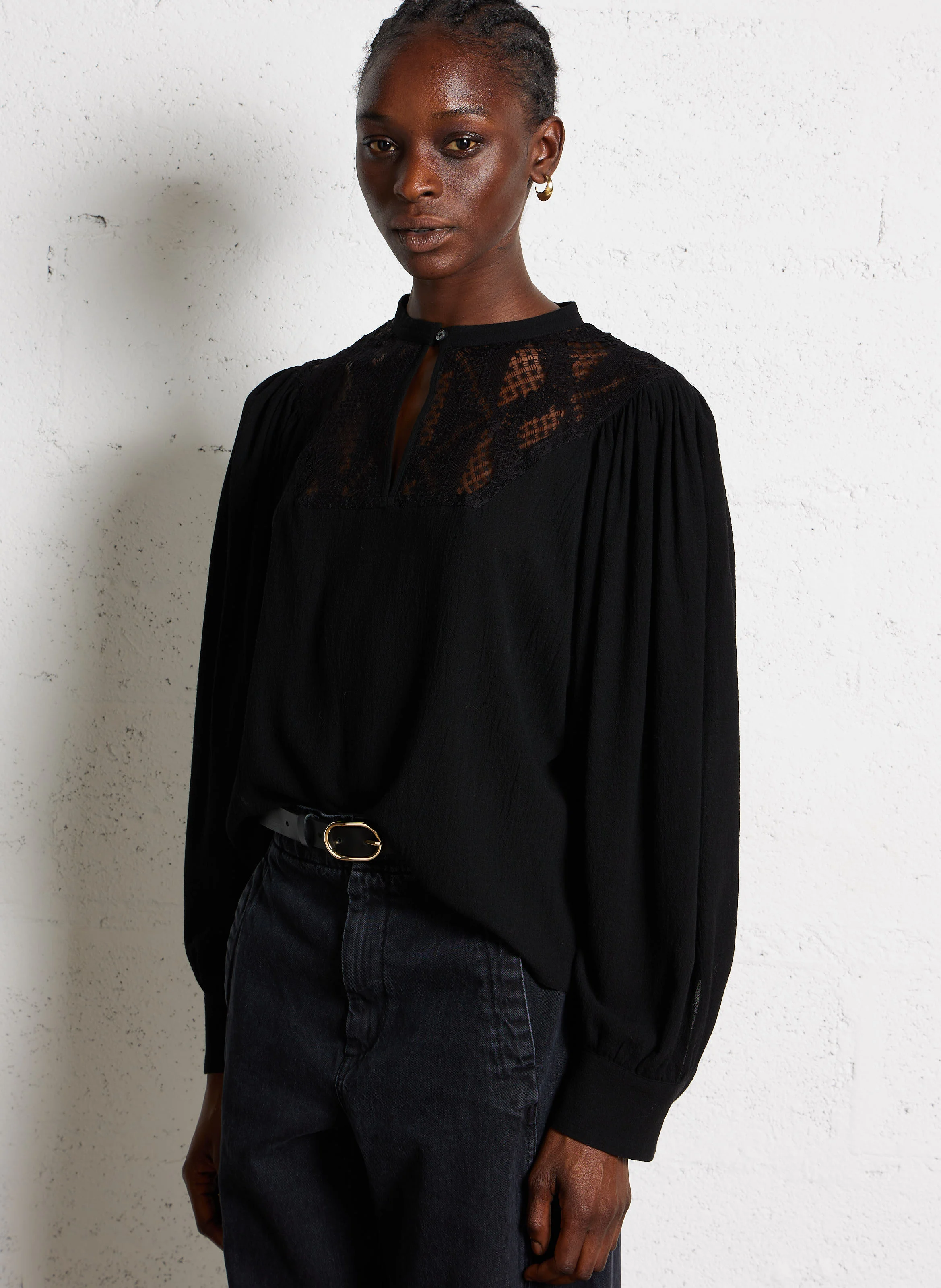 Blouse col rond en dentelle | Noir