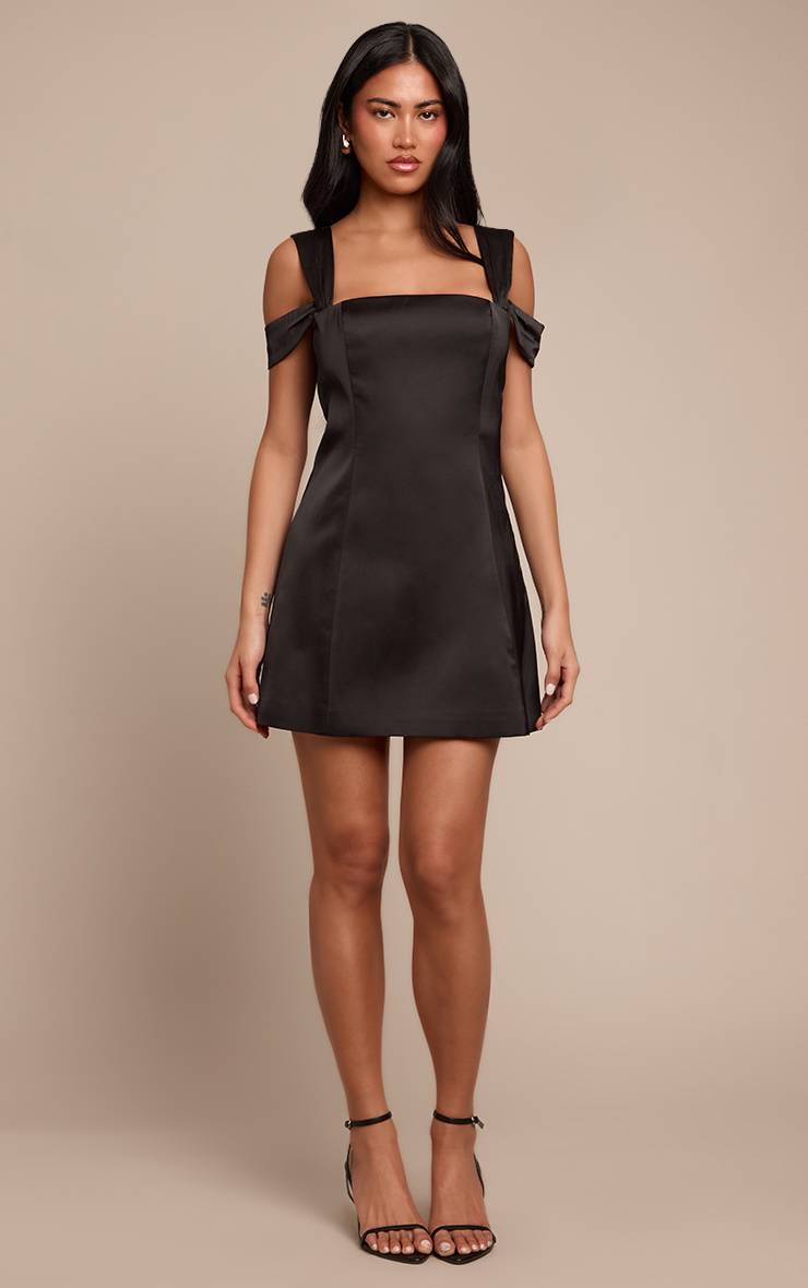 Noir Robe Droite Satinée À Bretelles