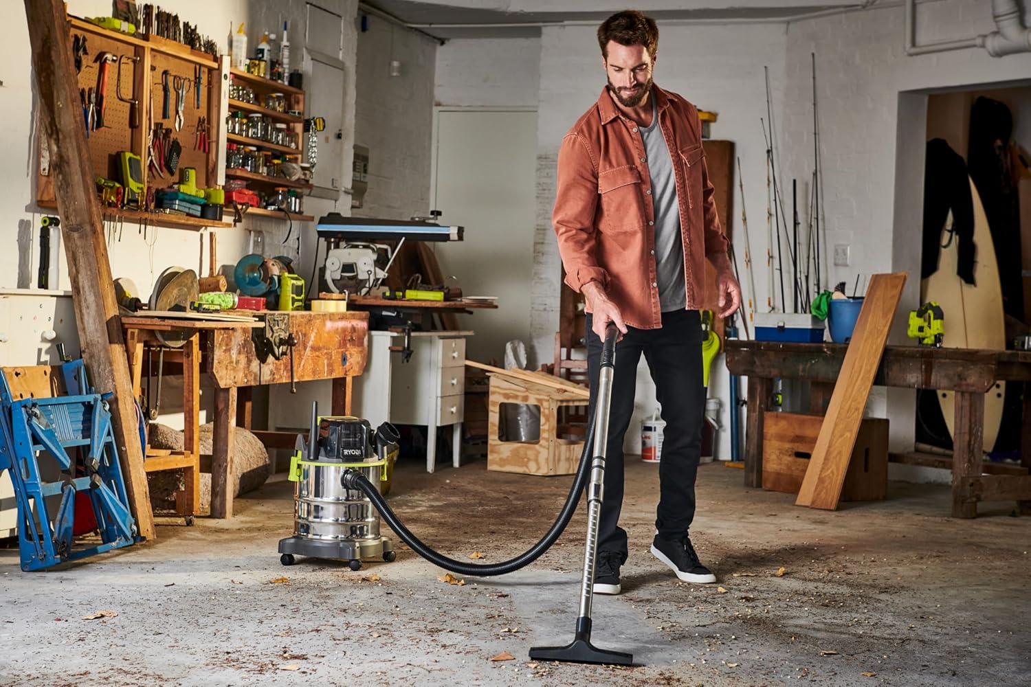 RYOBI 18 V ONE+ Akku-Nass- und Trockensauger R18WDV-0, 82 AW Saugleistung, 18 L Behälter, ohne Akku und Ladegerät