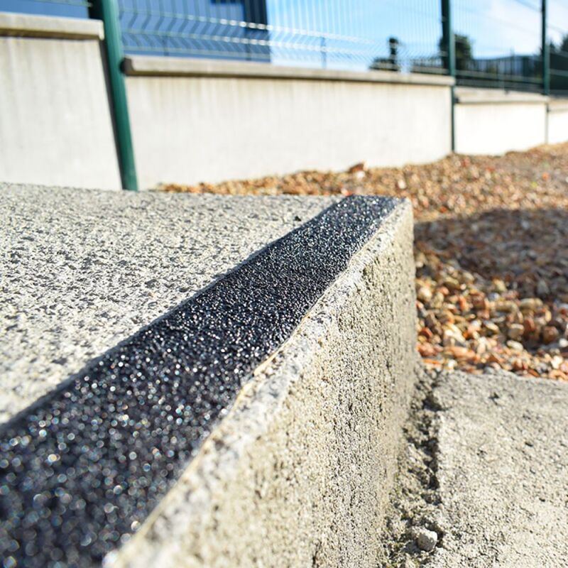 Bande en résine antidérapante ultra résistant Adhésivée 50 x 2400 mm