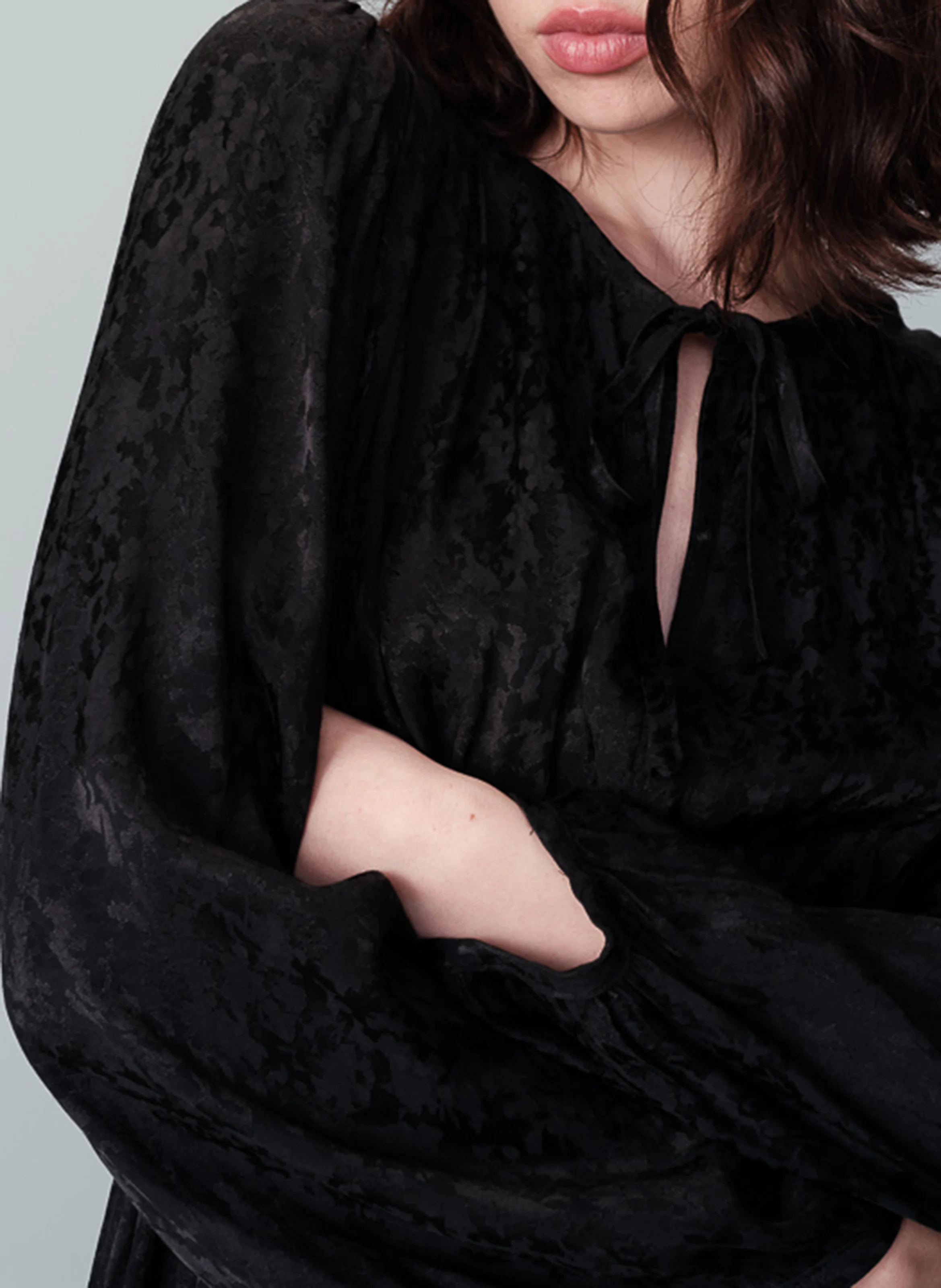 NOCES - Robe courte cintrée jacquard | Noir