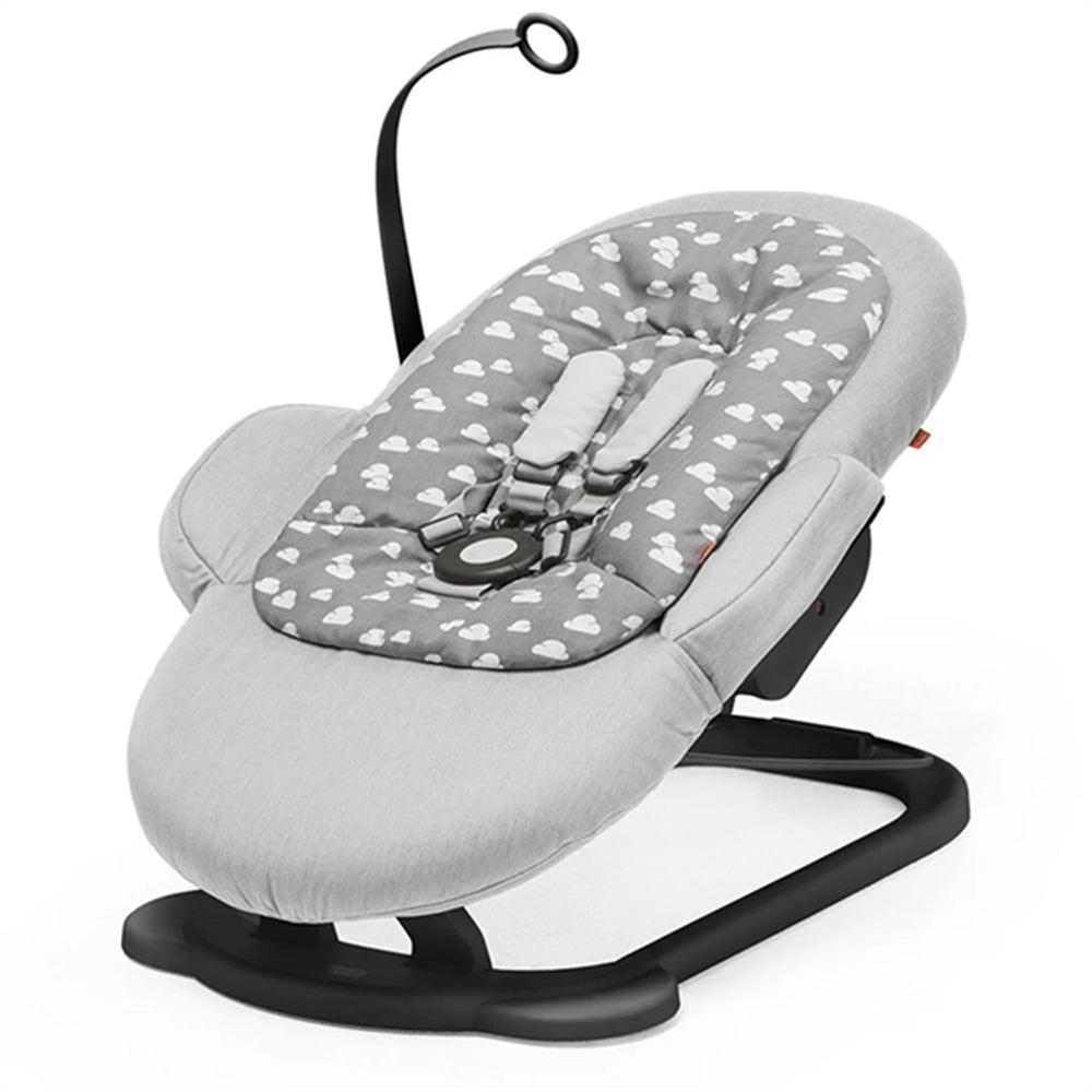 Steps™ Bouncer Grey Clouds - Stokke® → Luksusbaby.dk
