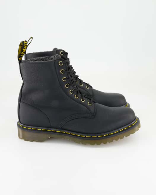 Dr. Martens 1460 Schnürstiefel in Schwarz