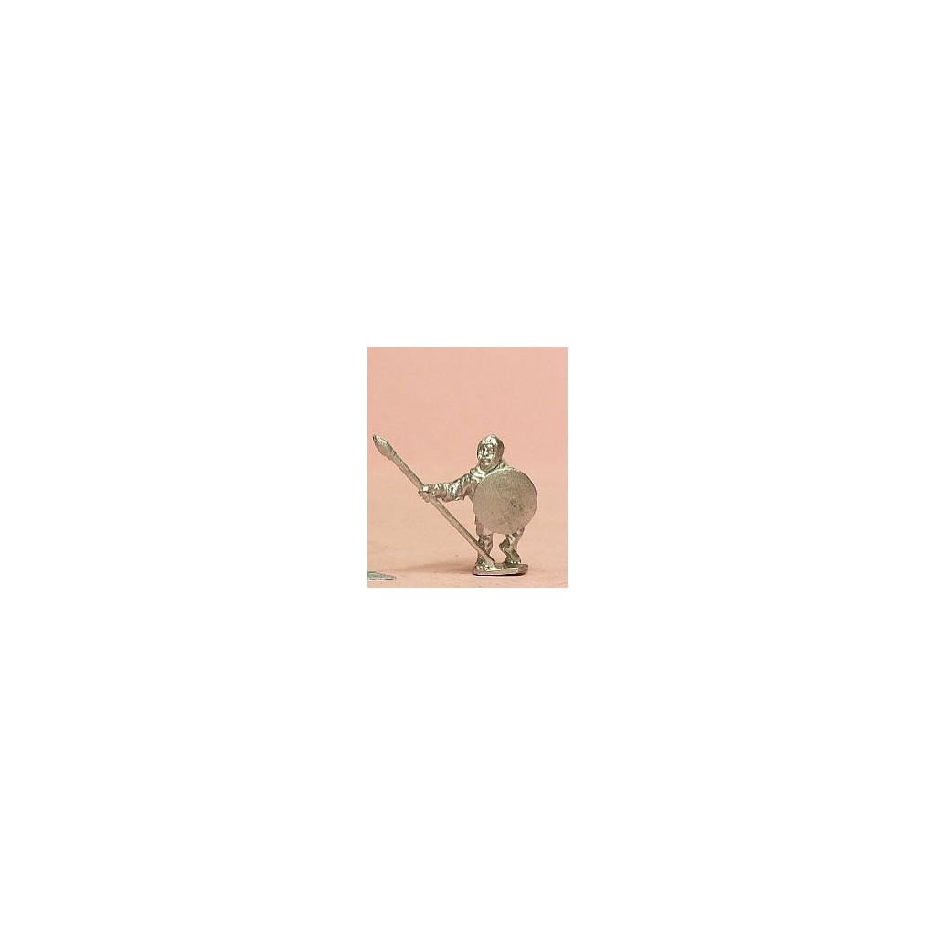 Medium Spearmen with Quilted Coat & Round Shield