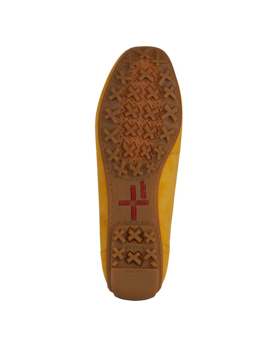 Mocassins daim jaune