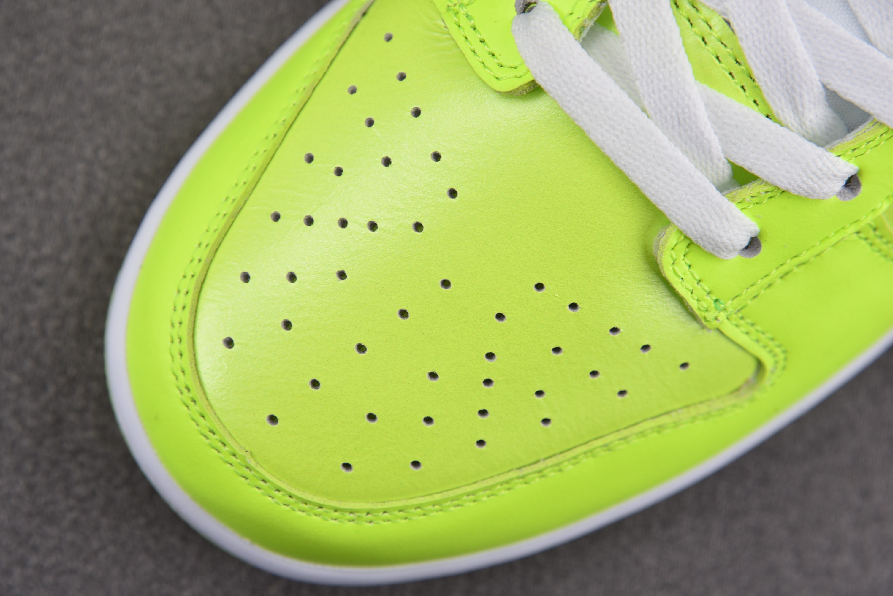 Nike Dunk Low Glow in the Dark