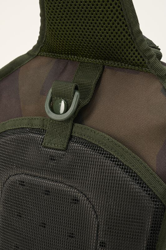 US Cooper Sling Pack Medium Dark Woodland | Brandit Sac à dos