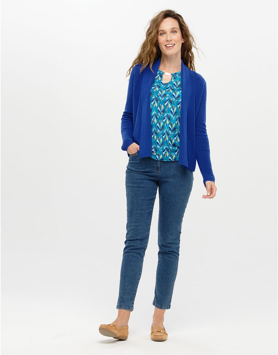 T-shirt bleu à motifs