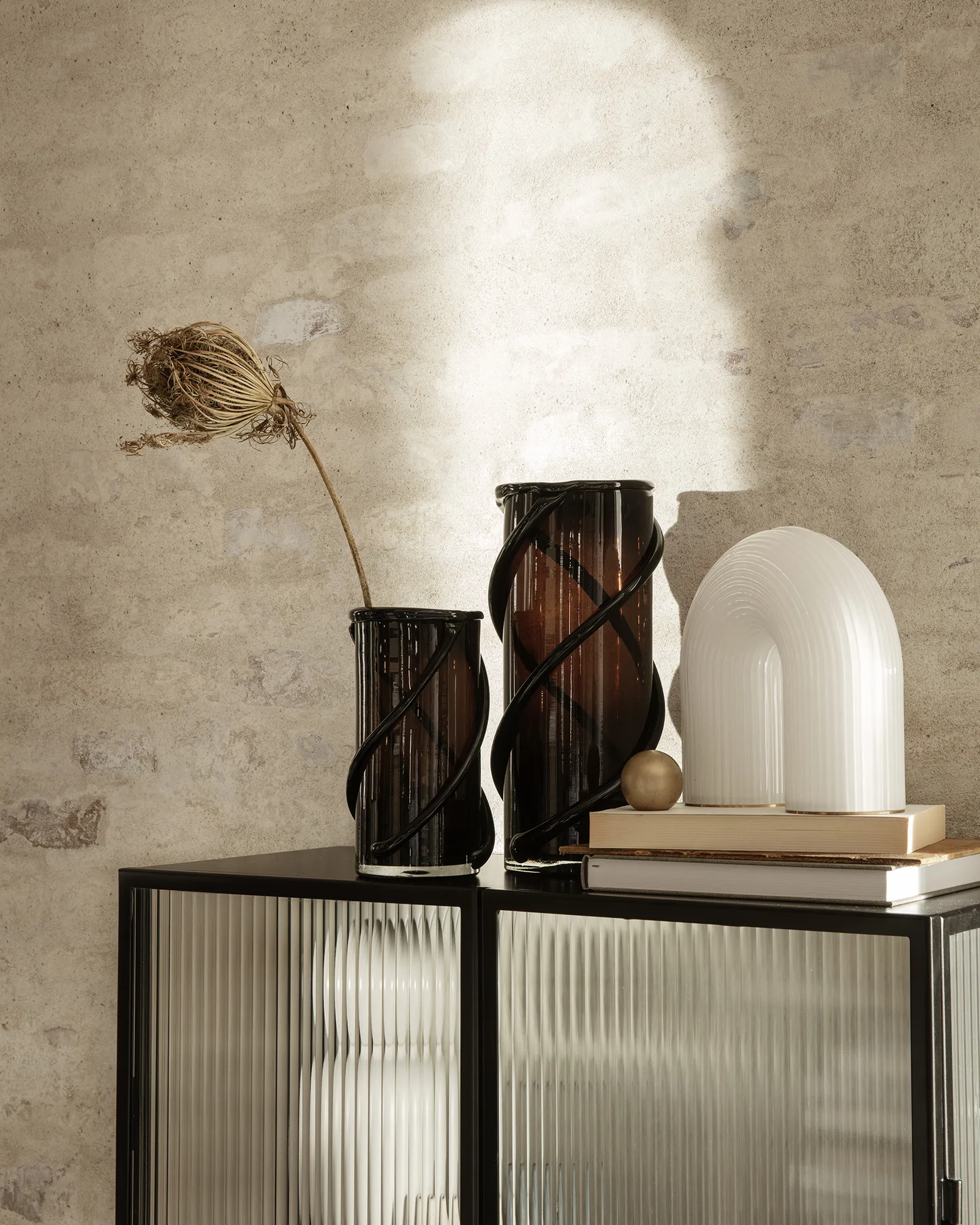 ferm LIVING Vuelta Table Lamp - EU PLUG