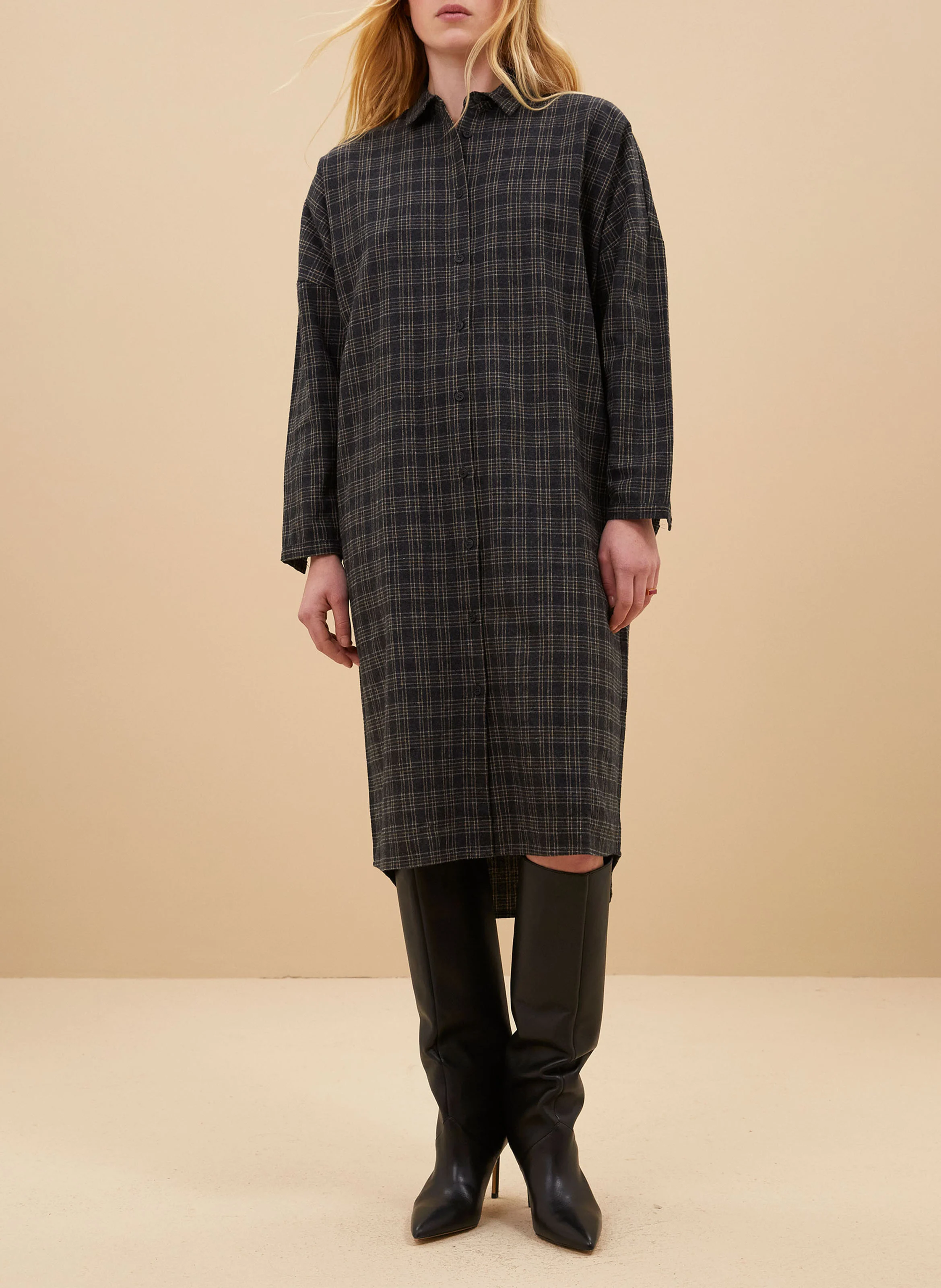 Robe midi col chemise à carreaux | Gris