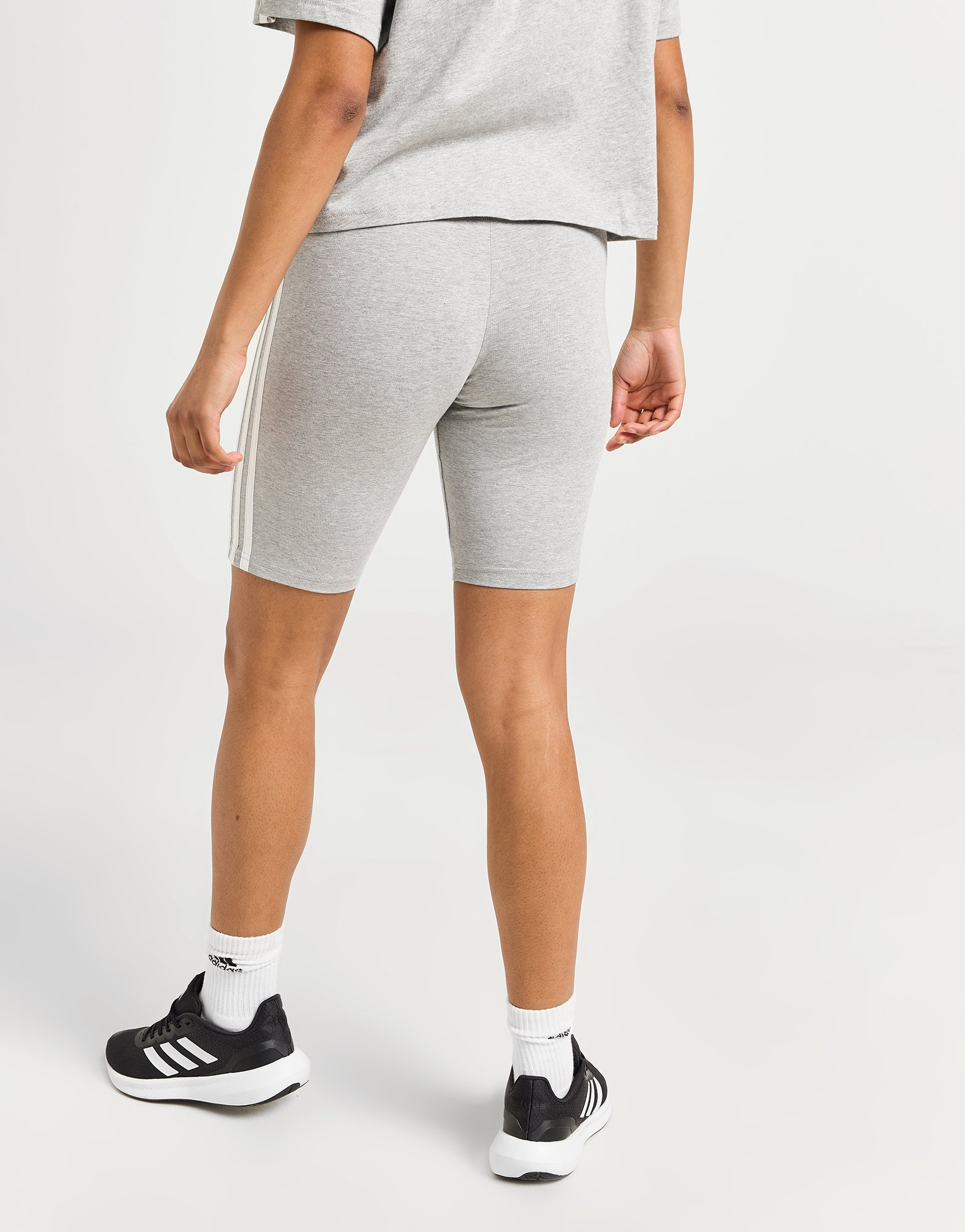adidas Short Essentials 3-Stripes Bike