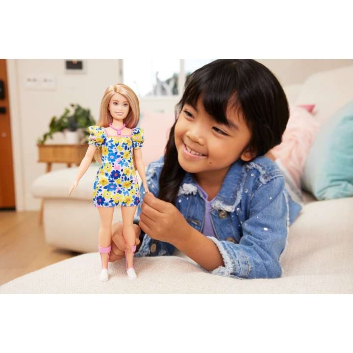 Barbie - Fashionistas - Downs Syndrom Med Blomster Kjole