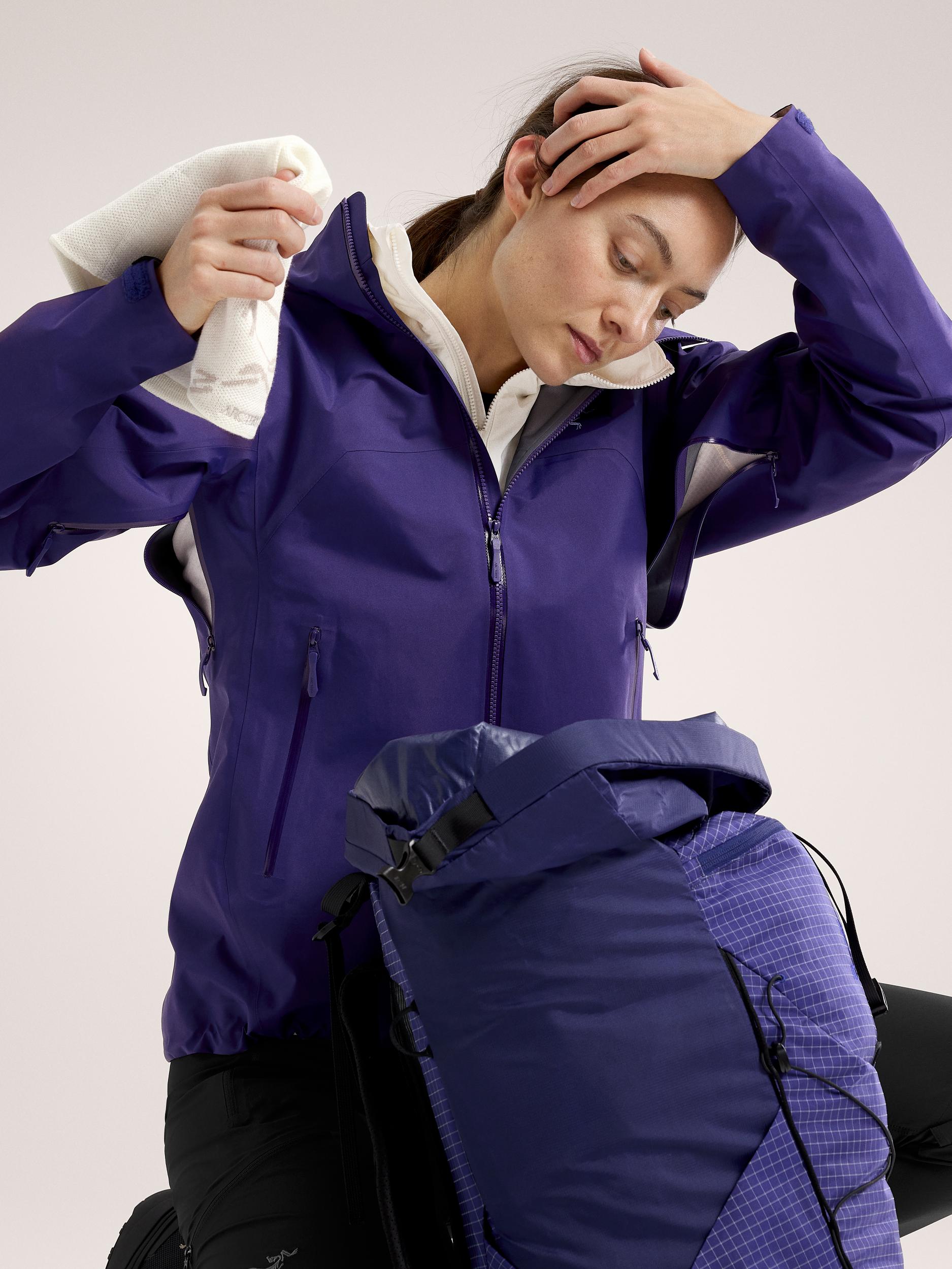 Arcteryx Beta SL Jacket Womens Soulsonic