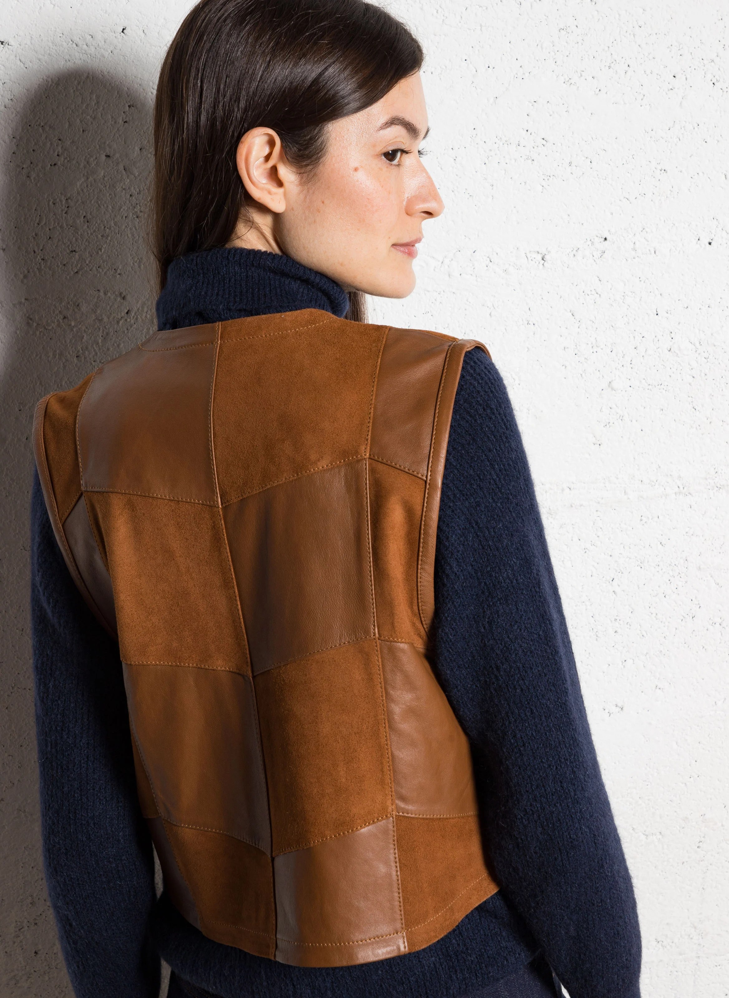 FANNY - Veste sans manches courte en cuir| Marron