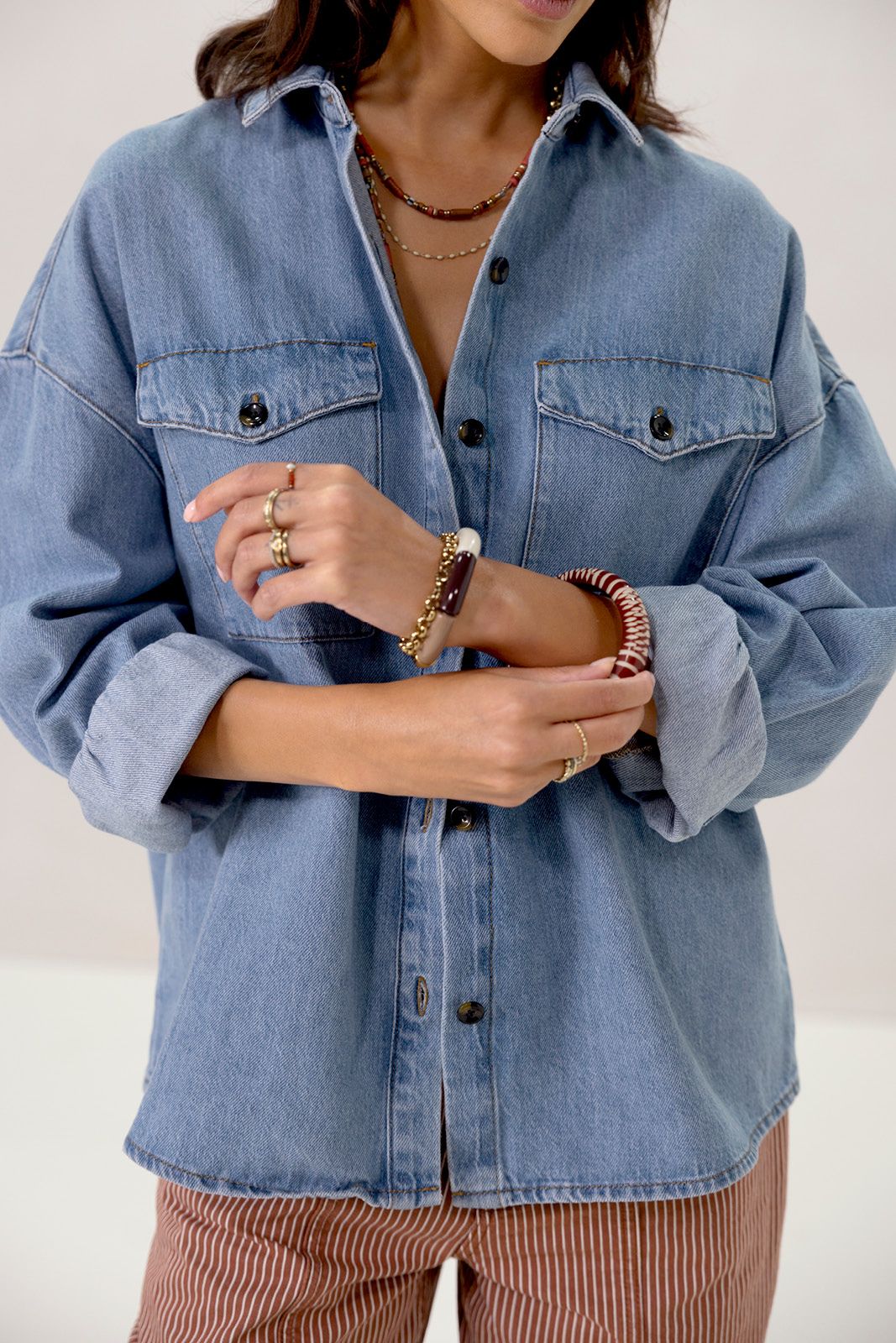 Lichtblauwe denim blouse