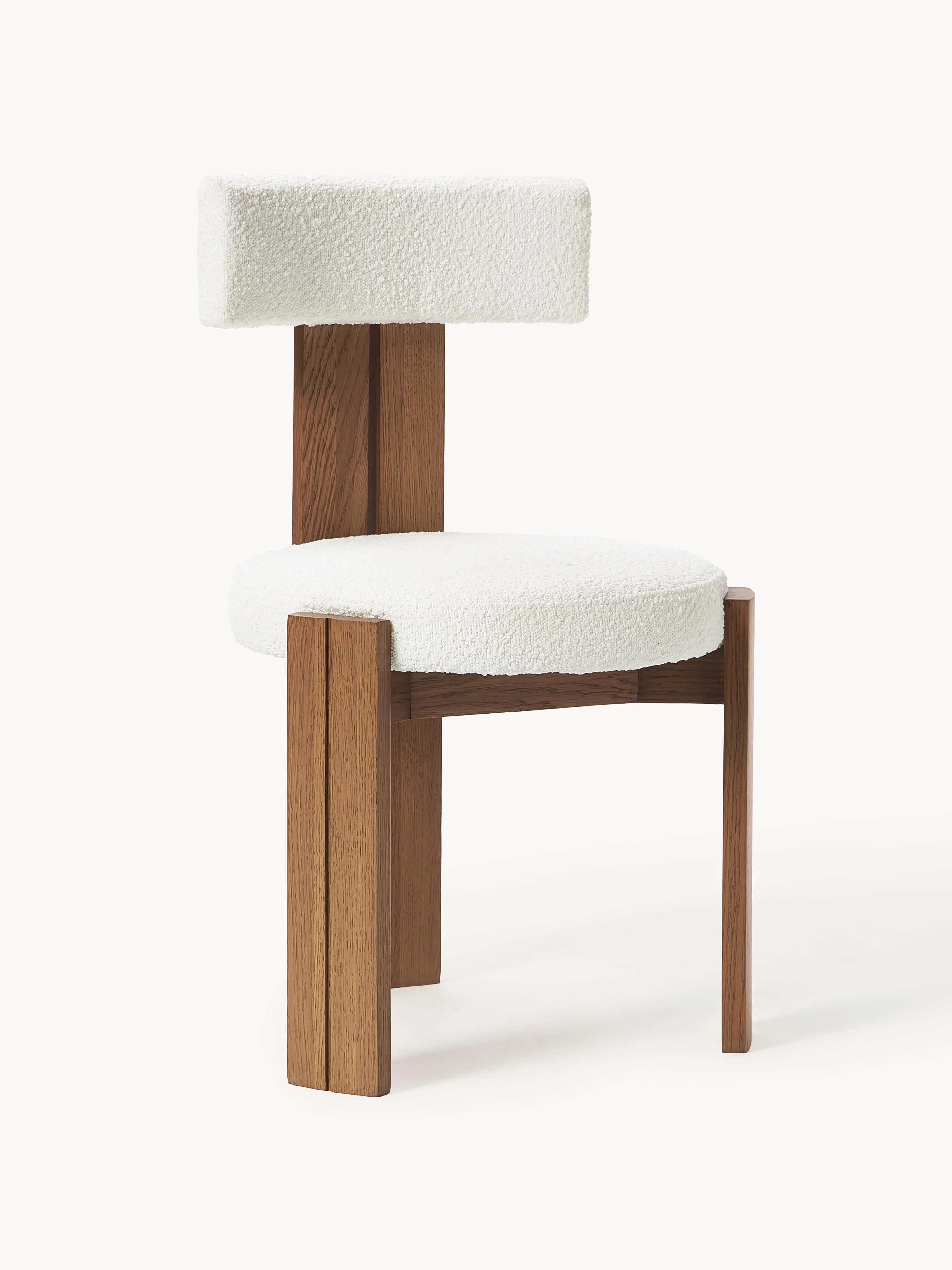 Houten stoel Katya met bouclé bekleding