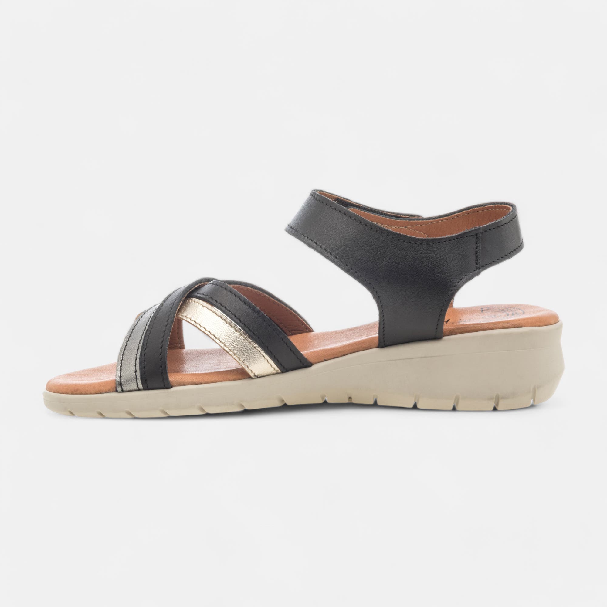 Sandales Femme en cuir noir