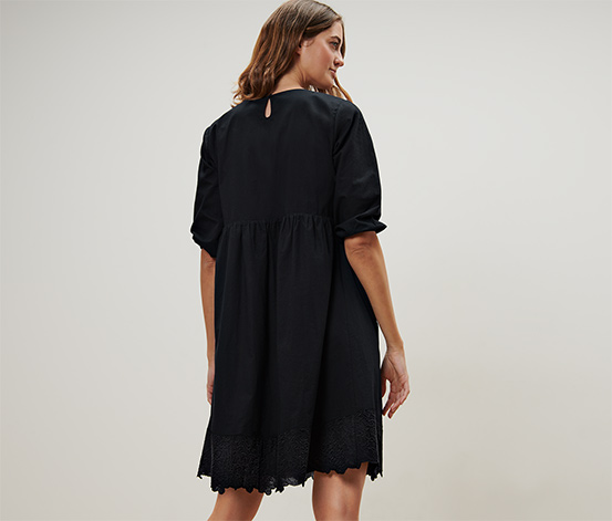 Webkleid mit Stickerei