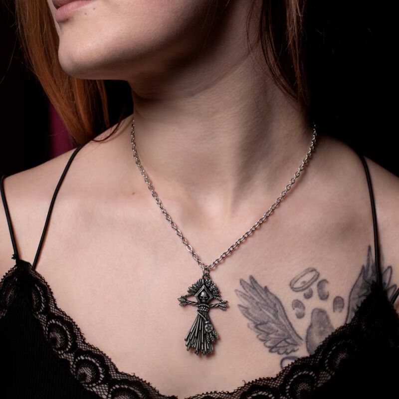 Corn Witch Pendant | Alchemy Gothic Collier