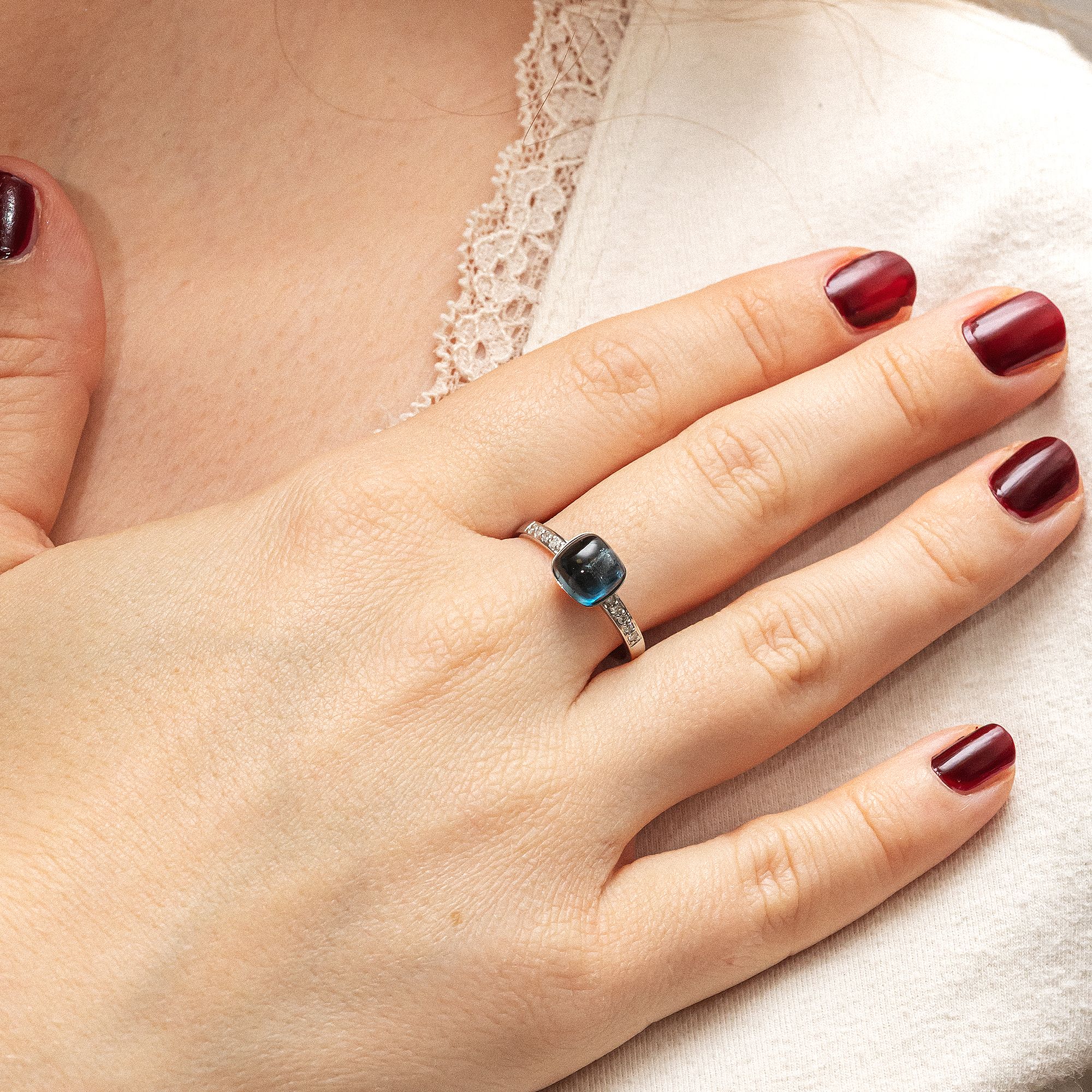 Diamonds by Ellen K. Ring 585 Gold Blautopas Diamant 0,054ct.