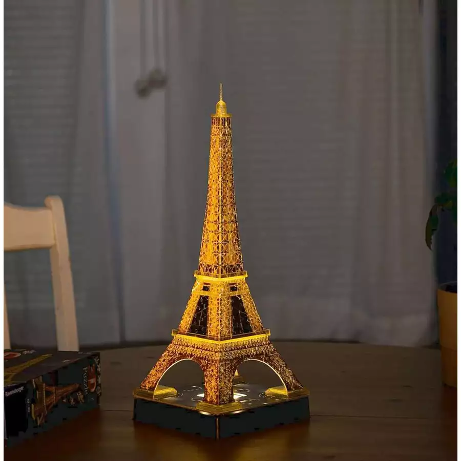 Ravensburger Eiffelturm bei Nacht bunt