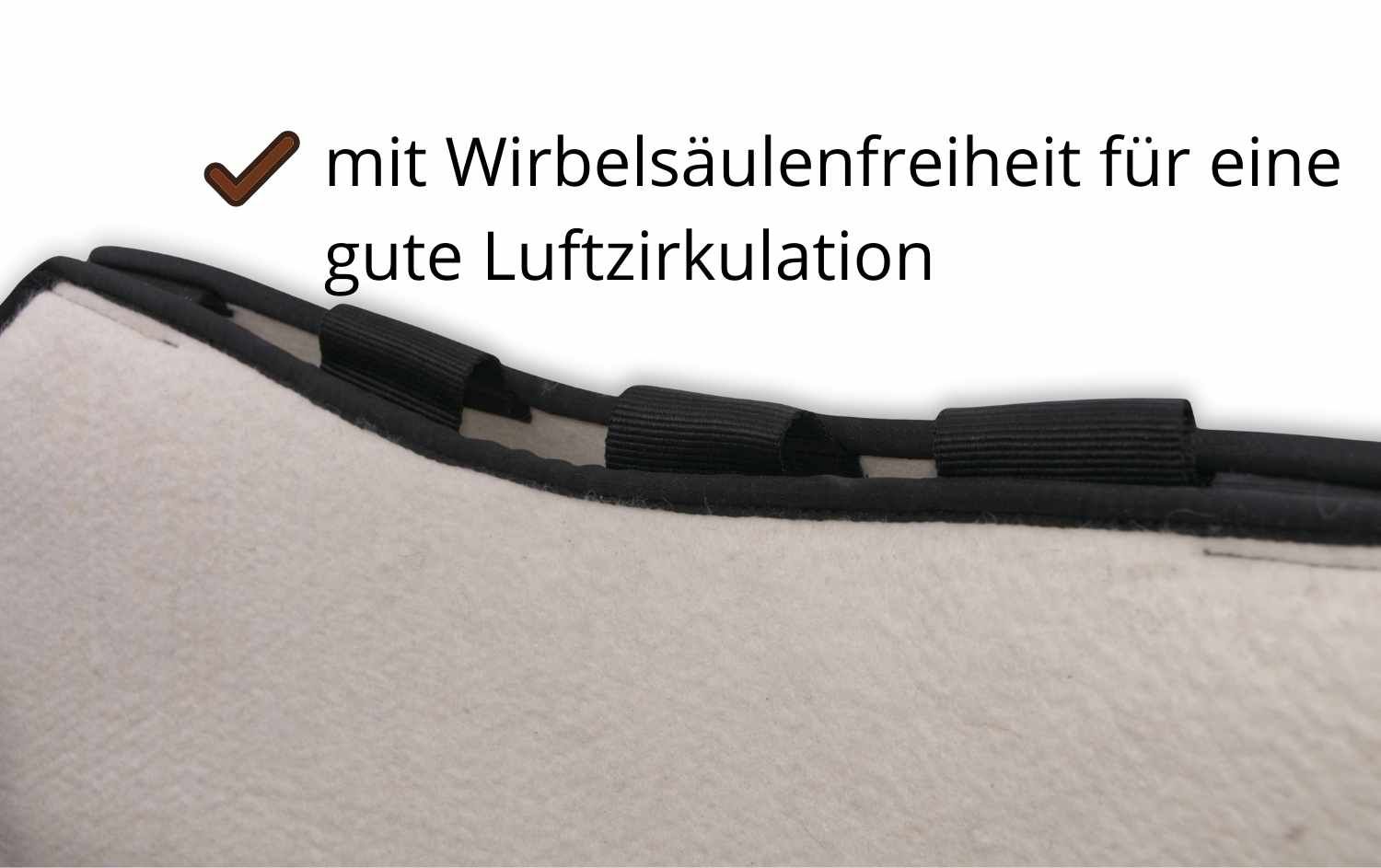 AMKA DRESSUR Schabracke