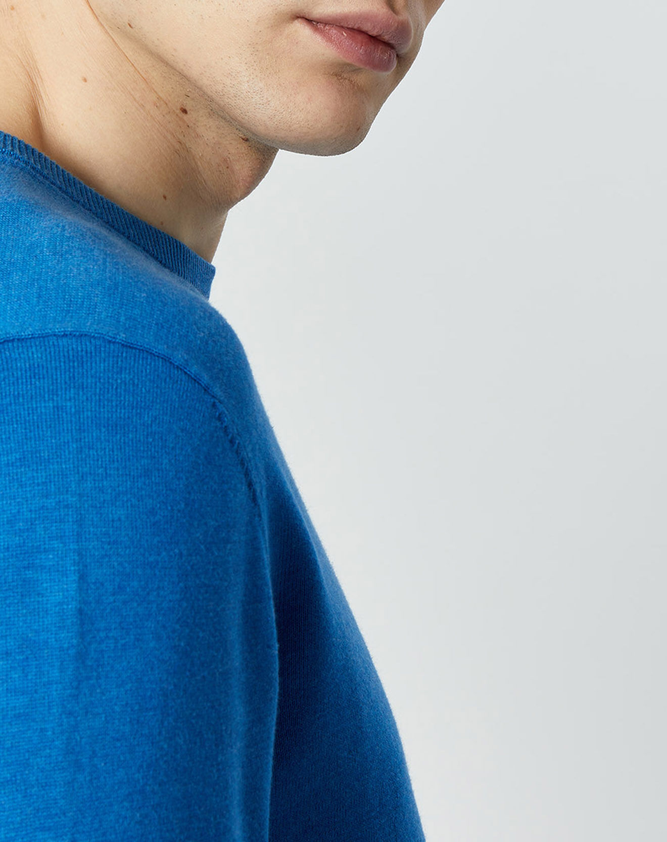 Hackett London Pull en Coton & Soie col rond bleu vif