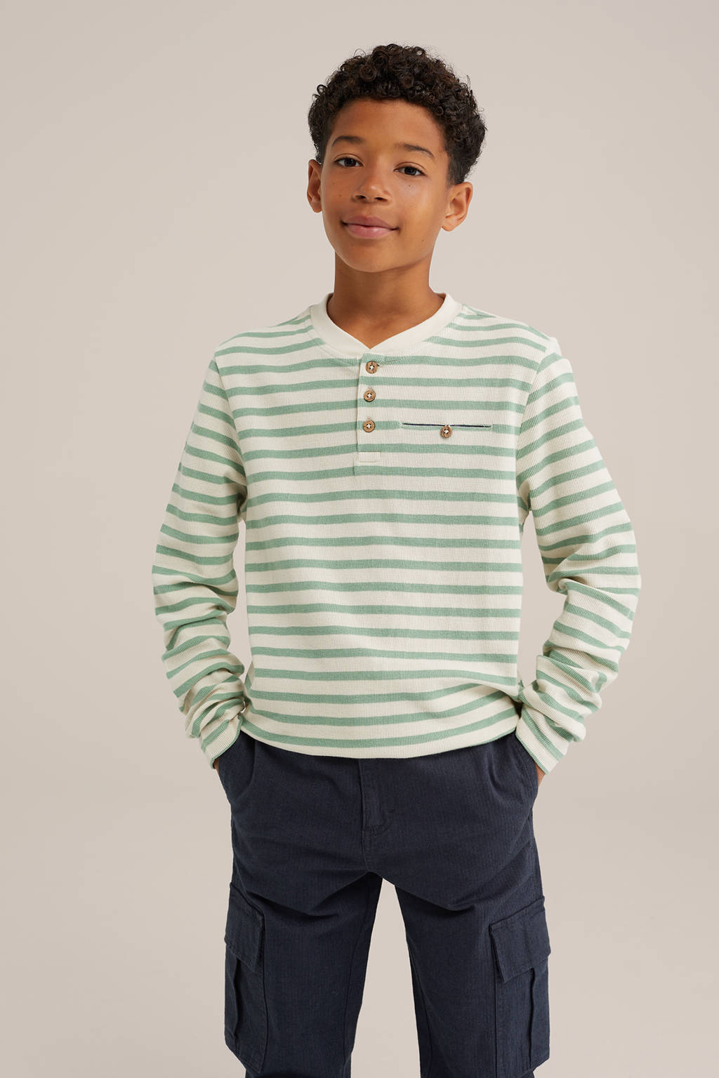 WE Fashion gestreepte longsleeve groen/ecru