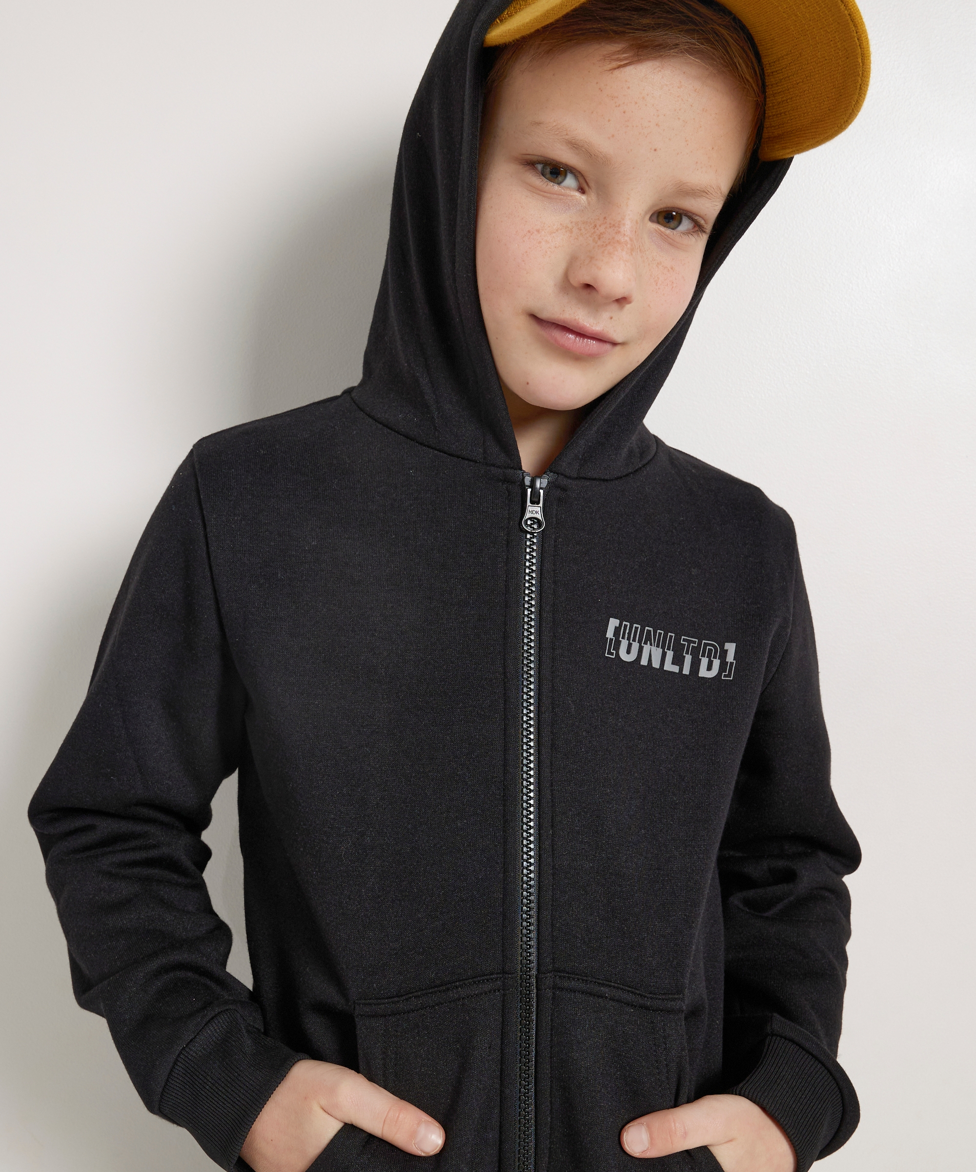 vest met borstprint